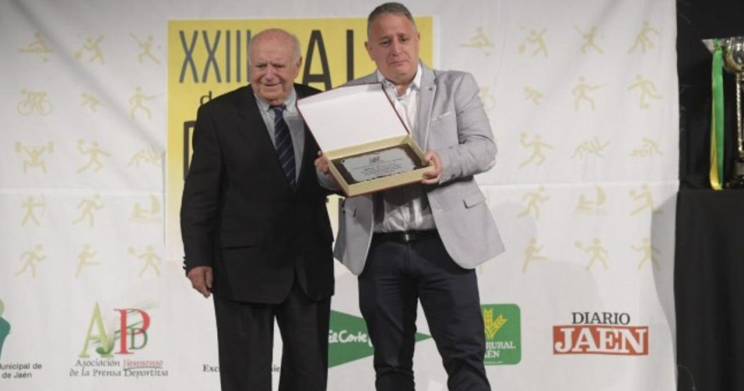 José Luis Moreno y su hijo, Gilberto Moreno, también periodista. José Luis Moreno y su hijo, Gilberto Moreno, también periodista.