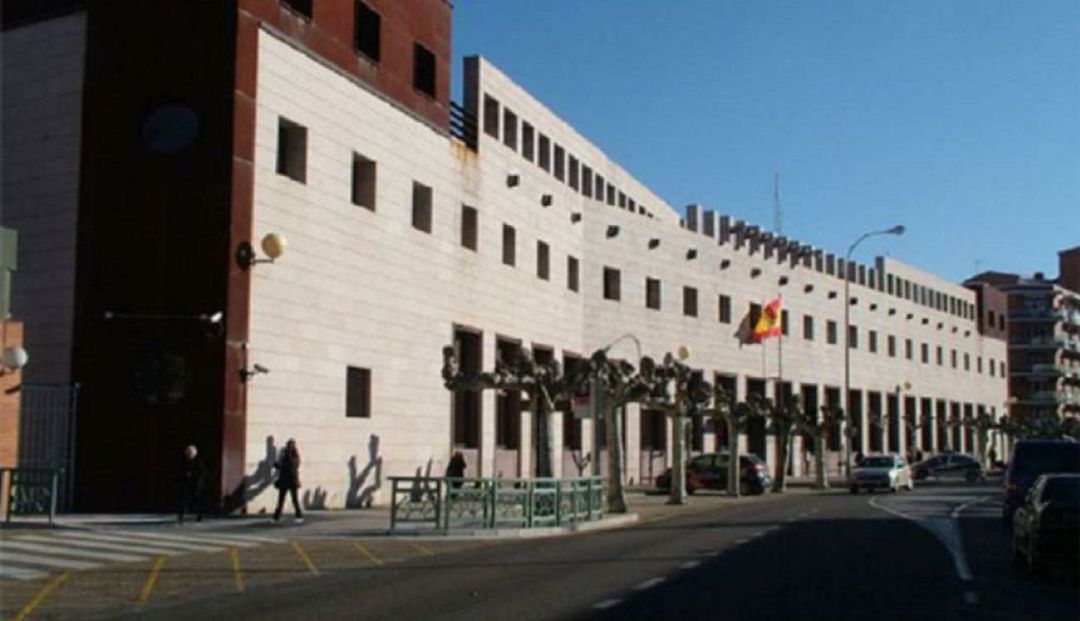 Recomiendan no dejar para última hora la renovación de DNI que caducaron durante el Estado de Alarma Recomiendan no dejar para última hora la renovación de DNI que caducaron durante el Estado de Alarma