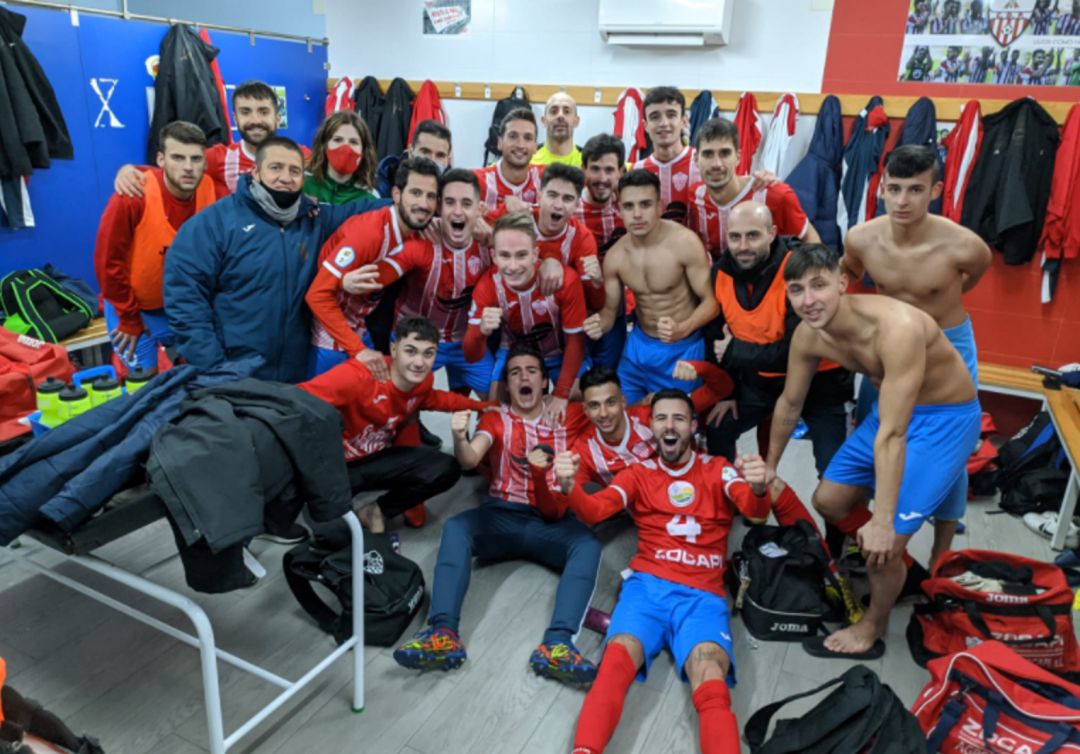 Vestuario tras la victoria ante Illescas Vestuario tras la victoria ante Illescas