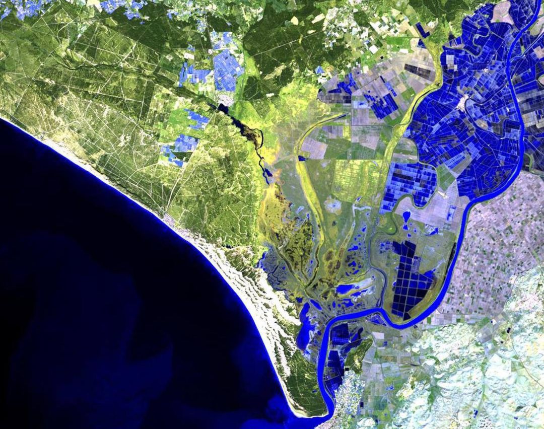 Ortofotografía a falso color del satélite Lansat 8 correspondiente al 2 de diciembre de 2020 Ortofotografía a falso color del satélite Lansat 8 correspondiente al 2 de diciembre de 2020