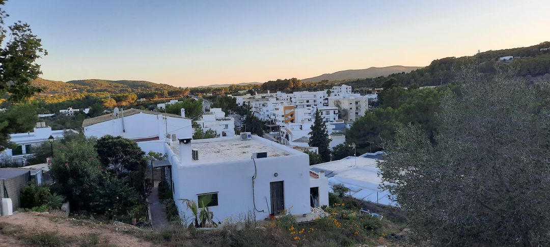 Inversores extranjeros buscan viviendas en el campo de Ibiza Inversores extranjeros buscan viviendas en el campo de Ibiza