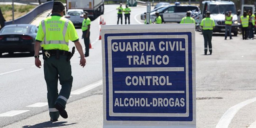 Tráfico inicia una campaña de control de alcohol y drogas en las carreteras regionales hasta el próximo 13 de diciembre Tráfico inicia una campaña de control de alcohol y drogas en las carreteras regionales hasta el próximo 13 de diciembre