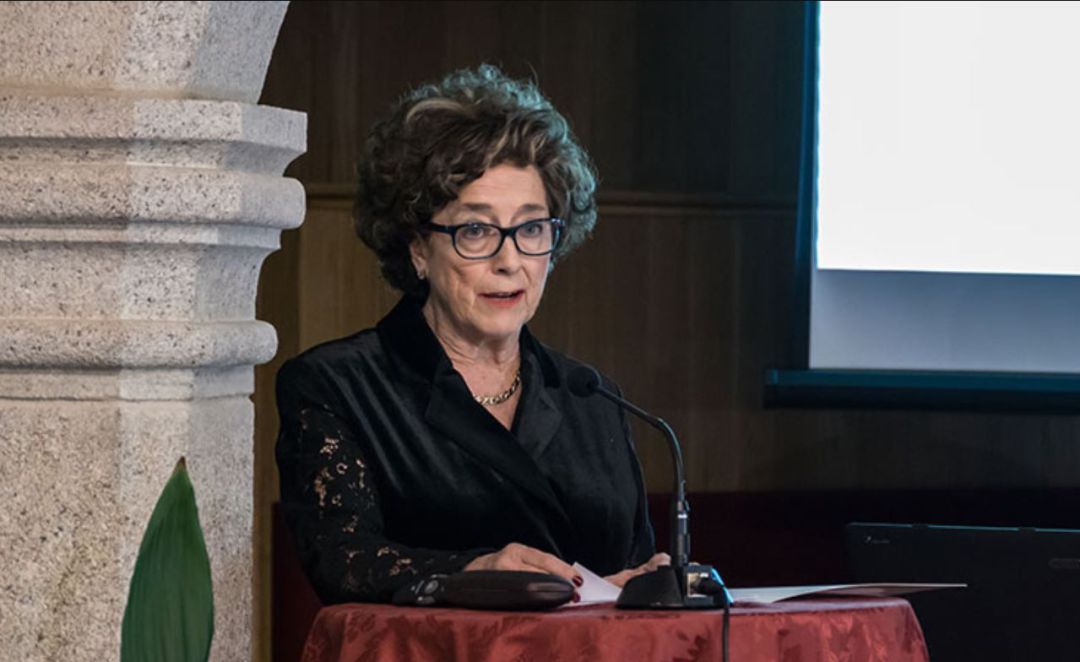 María del Mar Lozano Bartolozzi, la primera mujer que ha conseguido convertirse en directora de la RAEX María del Mar Lozano Bartolozzi, la primera mujer que ha conseguido convertirse en directora de la RAEX