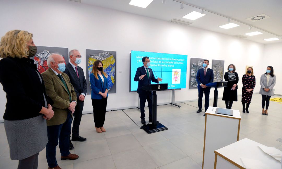 El Sureste se reivindica como “la España que impulsa el crecimiento social” y reclama el Corredor Mediterráneo y una financiación justa El Sureste se reivindica como “la España que impulsa el crecimiento social” y reclama el Corredor Mediterráneo y una financiación justa