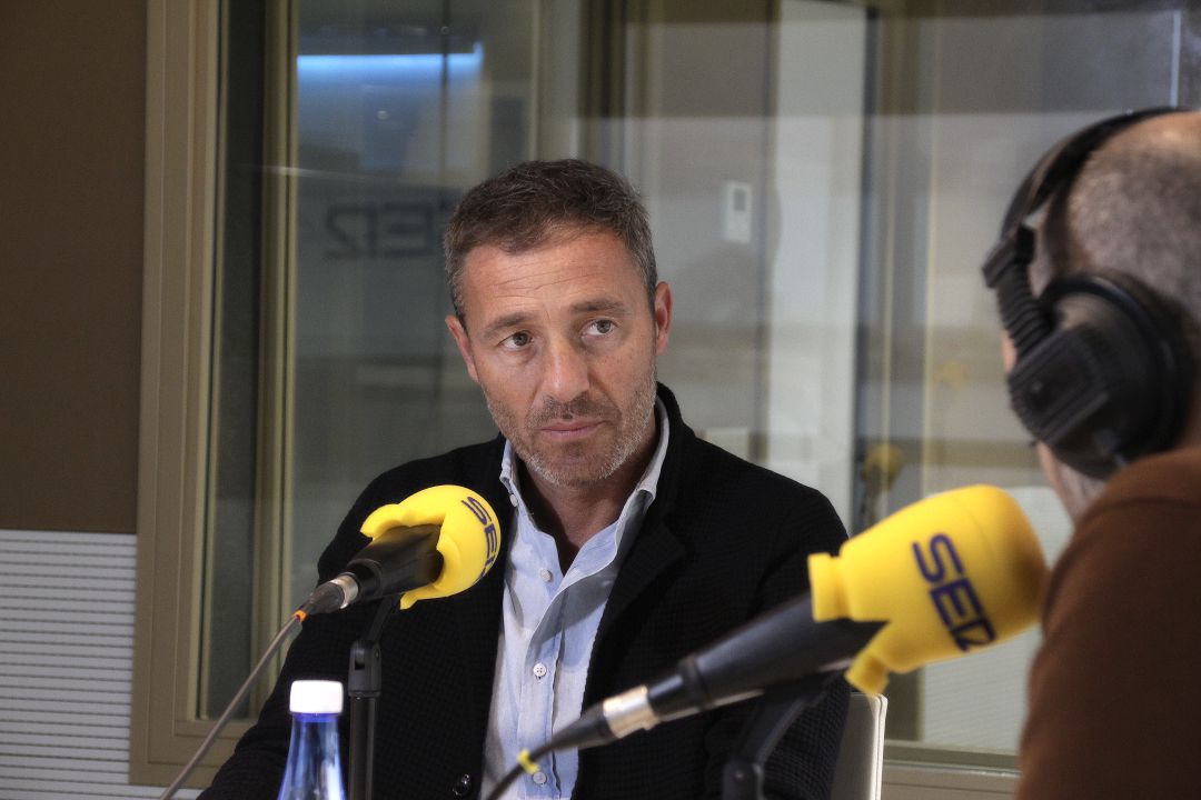 Óscar Cano, entrenador del CD Castellón en una entrevista en SER Deportivos con Xavi Sidro Óscar Cano, entrenador del CD Castellón en una entrevista en SER Deportivos con Xavi Sidro