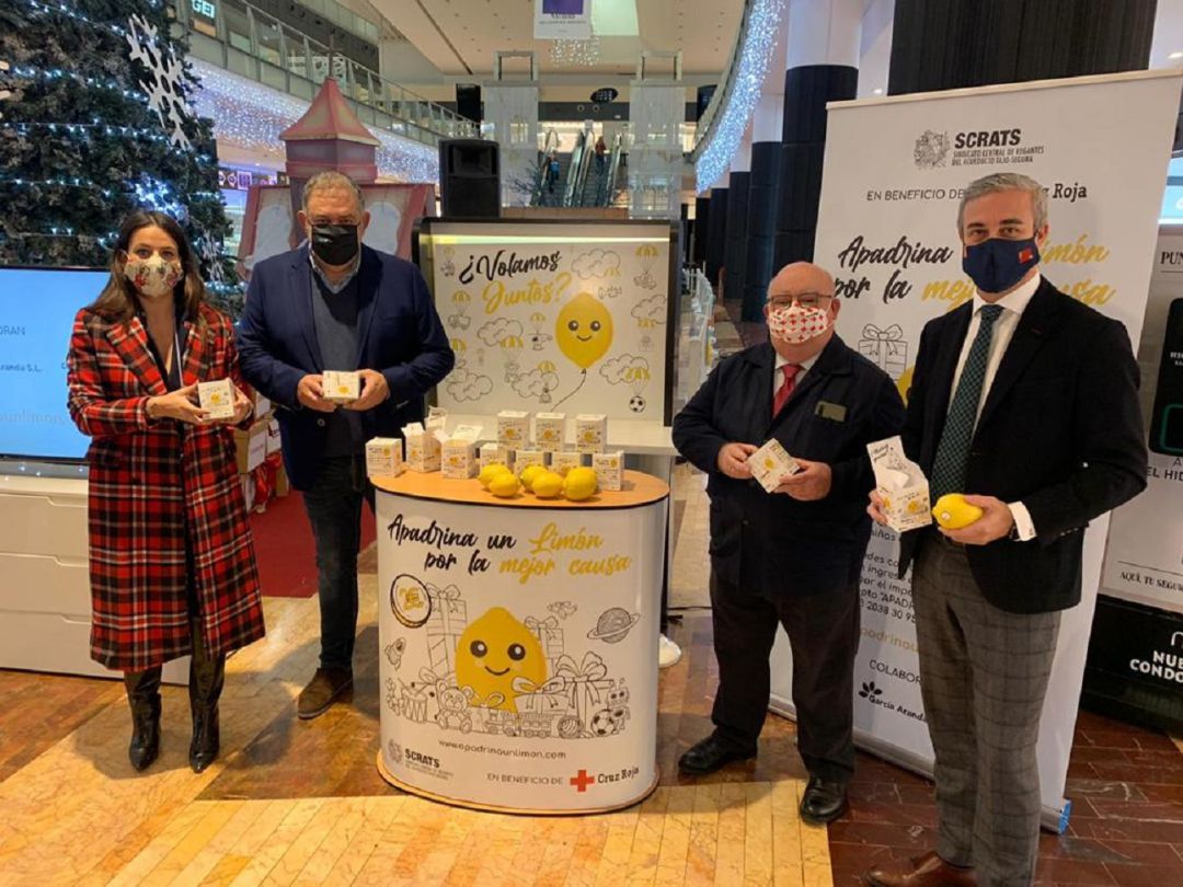 El SCRATS lanza la campaña "Apadrina un limón" para que ningún niño se quede sin su juguete esta Navidad El SCRATS lanza la campaña "Apadrina un limón" para que ningún niño se quede sin su juguete esta Navidad