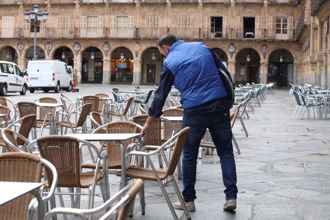 Terrazas de hostelería en la Plaza Mayor de Salamanca Terrazas de hostelería en la Plaza Mayor de Salamanca