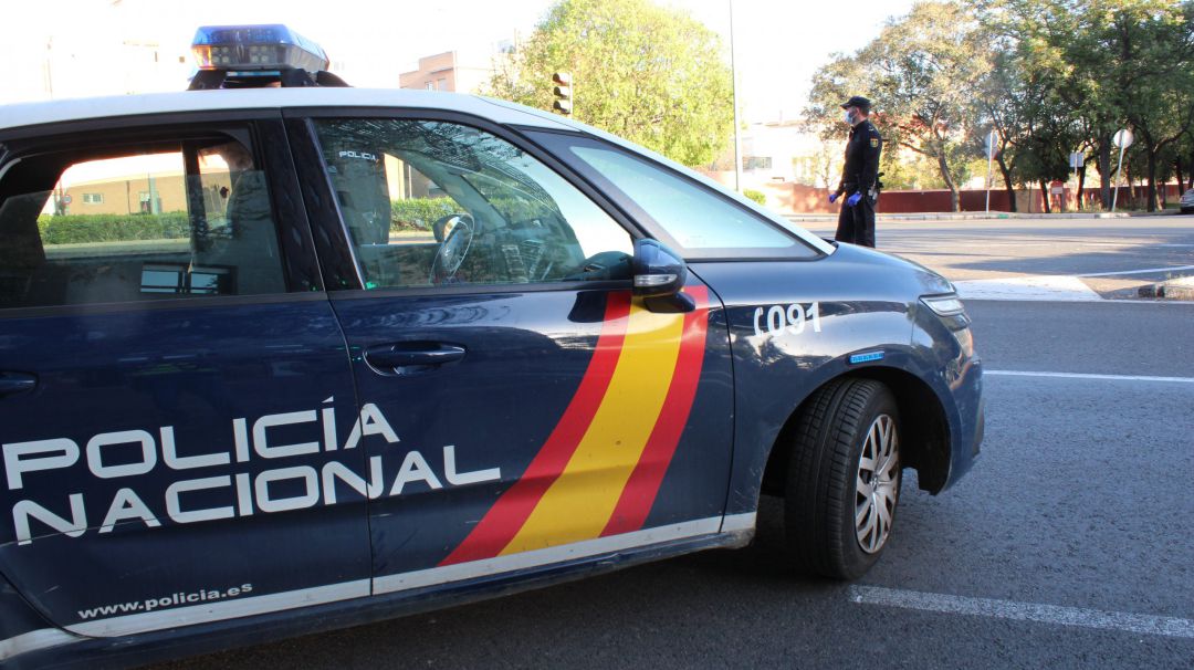 Policía Condenado Espiar Pareja Policía Condenado Espiar Pareja