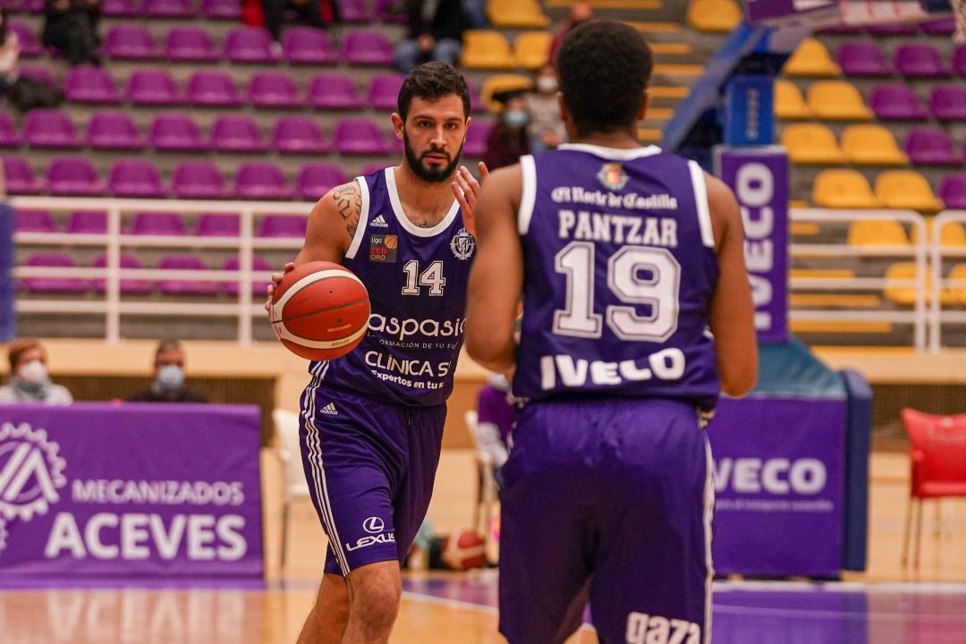 Astilleros despertó a su equipo Astilleros despertó a su equipo