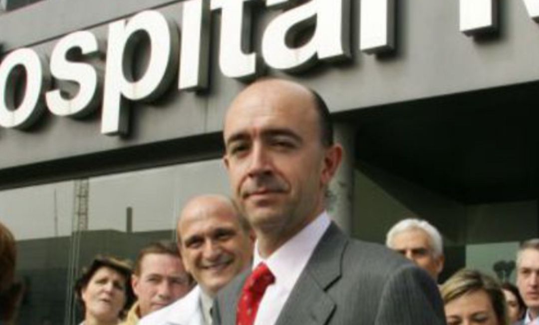 Manuel Lamela inaugurando el Hospital del Tajo en Aranjuez cuando era consejero de Sanidad de Esperanza Aguirre en 2008. Manuel Lamela inaugurando el Hospital del Tajo en Aranjuez cuando era consejero de Sanidad de Esperanza Aguirre en 2008.