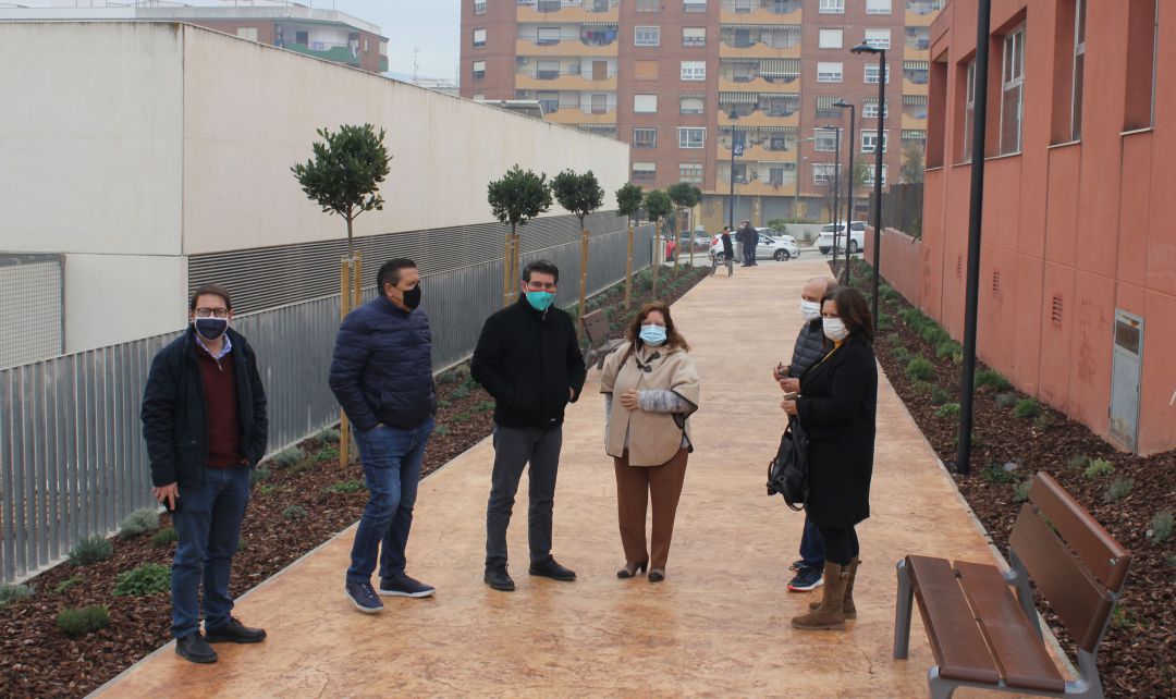 Membres del govern municipal visiten les obres Membres del govern municipal visiten les obres