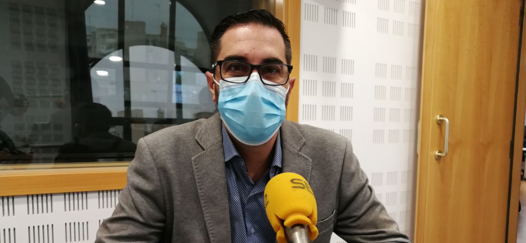 El alcalde de Pinto, Diego Ortiz, ha anunciado que el apeadero y el centro de salud de La Tenería han dado grandes pasos hacia su construcción El alcalde de Pinto, Diego Ortiz, ha anunciado que el apeadero y el centro de salud de La Tenería han dado grandes pasos hacia su construcción
