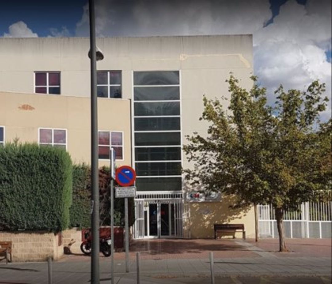 Fachada del Centro de Salud Felipe II de Móstoles Fachada del Centro de Salud Felipe II de Móstoles