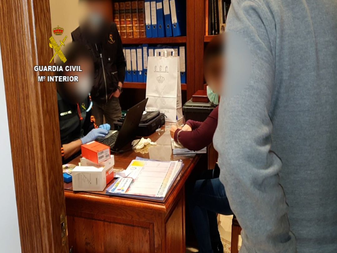 La operación sigue abierta, por lo que no se descartan más detenciones La operación sigue abierta, por lo que no se descartan más detenciones