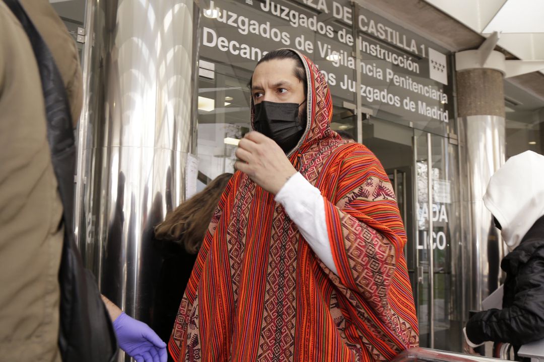 Rafael Amargo acude a los juzgados junto a su pareja a firmar, en Madrid, a 15 de diciembre de 2020. Rafael Amargo acude a los juzgados junto a su pareja a firmar, en Madrid, a 15 de diciembre de 2020.