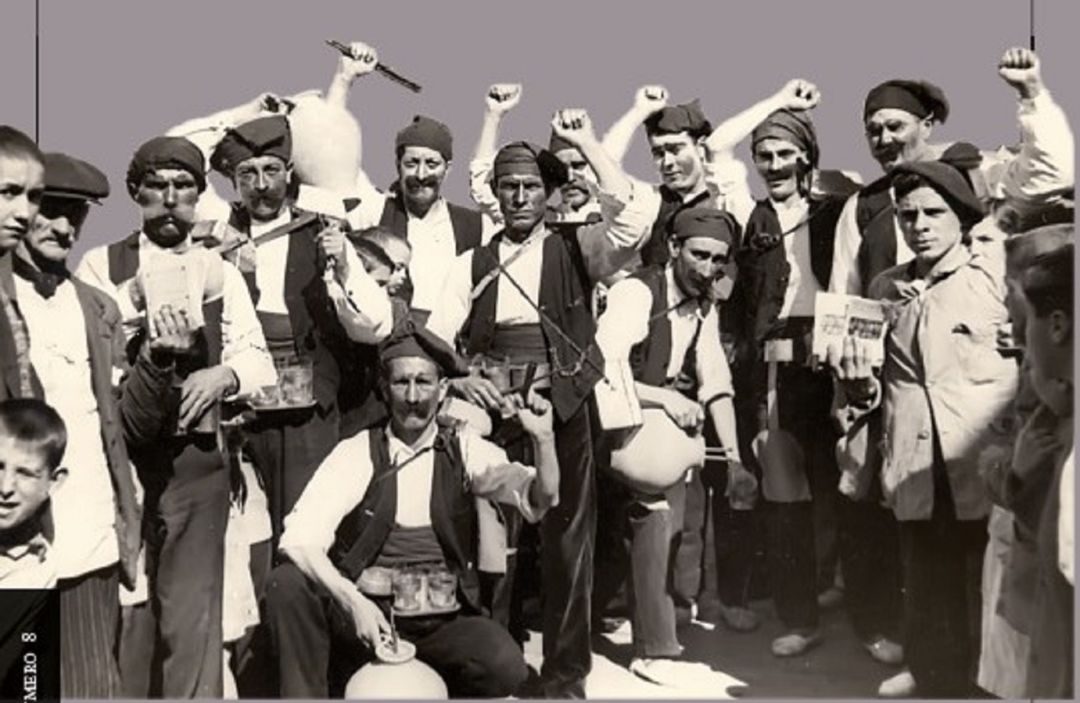 Portada del libro "Las coplas del Carnaval durante la Segunda República" Portada del libro "Las coplas del Carnaval durante la Segunda República"