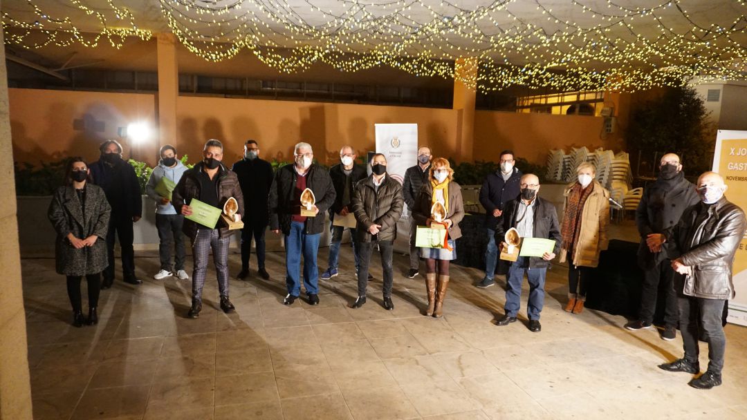 El Restaurante Los Maños se ha alzado con el Premio Pasqual Batalla a la mejor olleta El Restaurante Los Maños se ha alzado con el Premio Pasqual Batalla a la mejor olleta