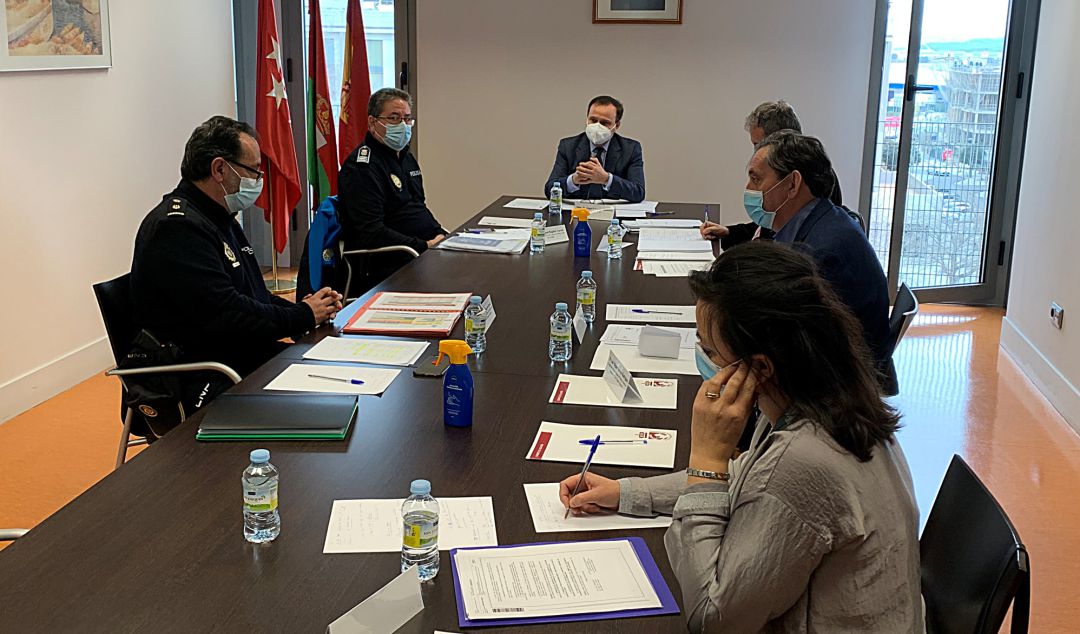 Reunión de la Junta Local de Seguridad. Reunión de la Junta Local de Seguridad.