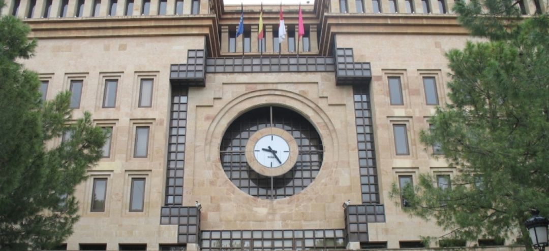 Fachada del Ayuntamiento de Albacete Fachada del Ayuntamiento de Albacete