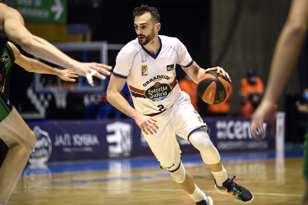 Alvaro Muñoz fue de los jugadores más destacados ante el Joventut Alvaro Muñoz fue de los jugadores más destacados ante el Joventut