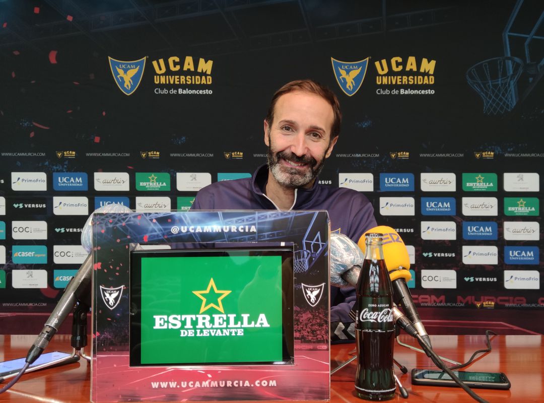 Sito Alonso en rueda de prensa Sito Alonso en rueda de prensa