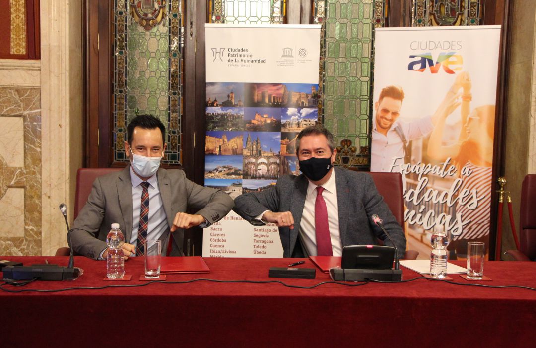 Firma del convenio de promoción entre la Red de Ciudades AVE y el Grupo de Ciudades Patrimonio de la Humanidad de España, un acto que han presidido el presidente de la Red y alcalde de Sevilla, Juan Espadas, y el presidente del Grupo y Alcalde de Ibiza, Rafael Ruiz Firma del convenio de promoción entre la Red de Ciudades AVE y el Grupo de Ciudades Patrimonio de la Humanidad de España, un acto que han presidido el presidente de la Red y alcalde de Sevilla, Juan Espadas, y el presidente del Grupo y Alcalde de Ibiza, Rafael Ruiz