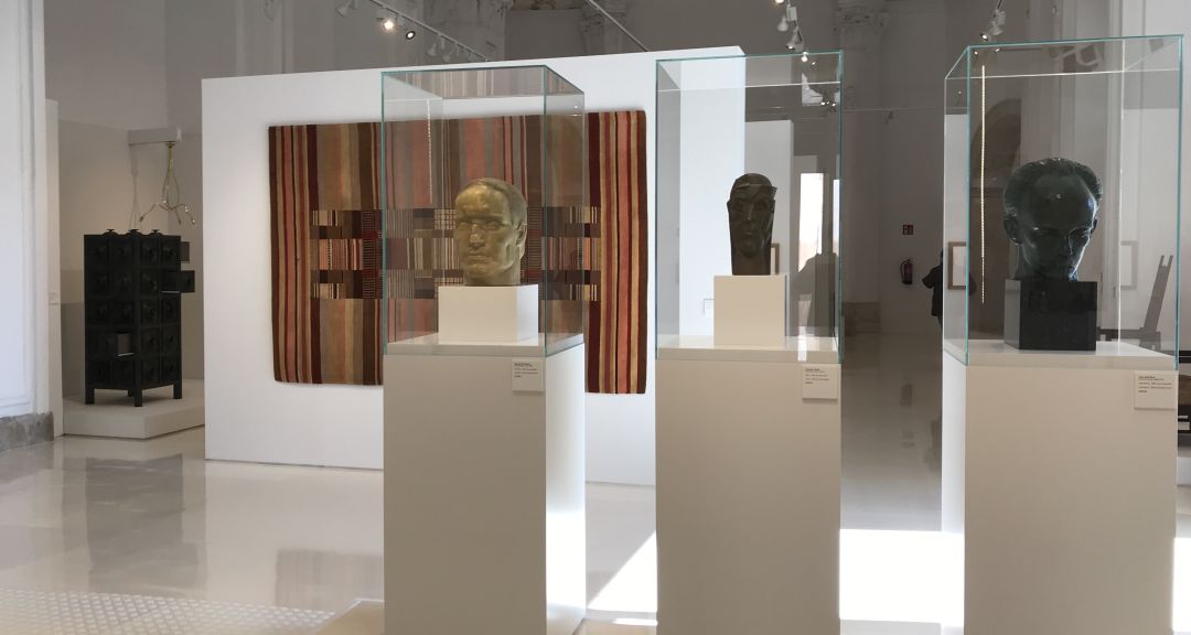 Centro de Arte Moderno y Conteporáneo de Castilla-La Mancha - Colección Roberto Polo cuya sede en Cuenca se ubica en la iglesia de Santa Cruz. Centro de Arte Moderno y Conteporáneo de Castilla-La Mancha - Colección Roberto Polo cuya sede en Cuenca se ubica en la iglesia de Santa Cruz.