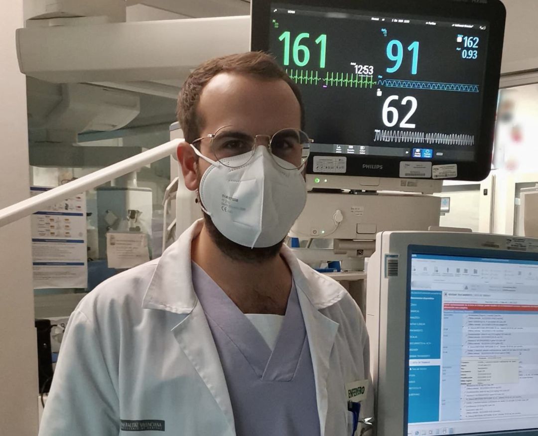 Álvaro Solaz es enfermero y, además de investigar, trabaja con neonatos en el hospital La Fe de València. Álvaro Solaz es enfermero y, además de investigar, trabaja con neonatos en el hospital La Fe de València.