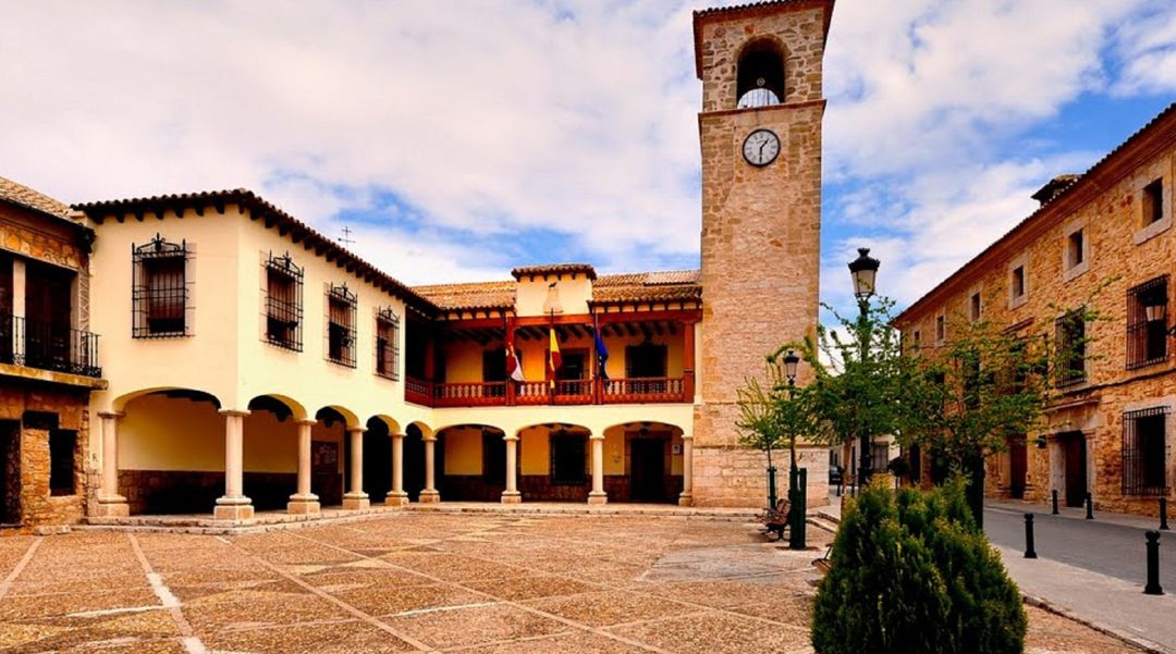 Fachada del Ayuntamiento Fachada del Ayuntamiento