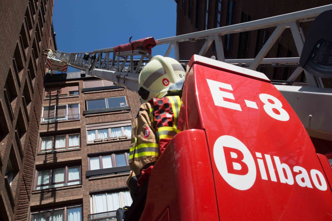 En las pasadas Navidades, los Bomberos de Bilbao realizaron 68 intervenciones En las pasadas Navidades, los Bomberos de Bilbao realizaron 68 intervenciones