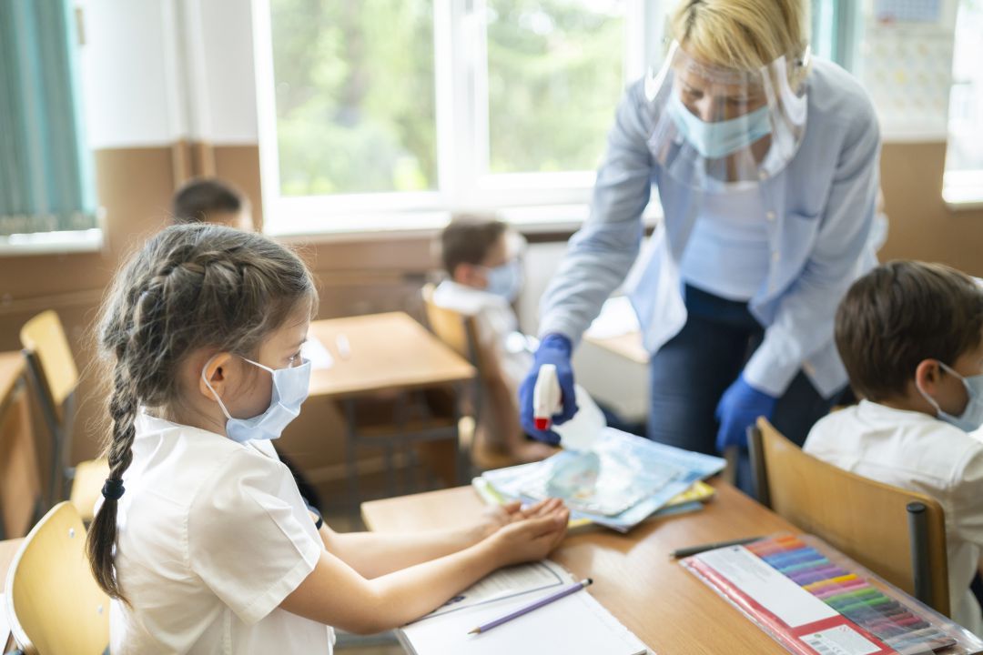 La incidencia del coronavirus en las aulas alicantinas ha sido mínima en este primer trimestre La incidencia del coronavirus en las aulas alicantinas ha sido mínima en este primer trimestre