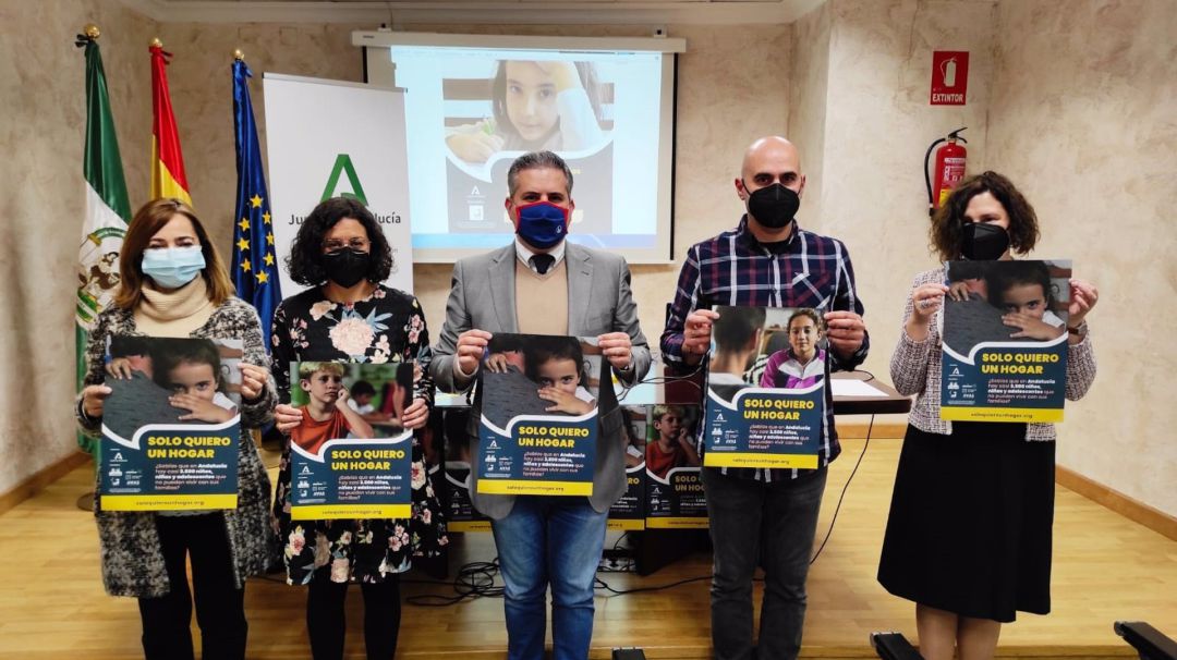 La nueva campaña 'Solo quiero un hogar' pretende buscar familias de acogida para 171 menores en la provincia de Jaén La nueva campaña 'Solo quiero un hogar' pretende buscar familias de acogida para 171 menores en la provincia de Jaén