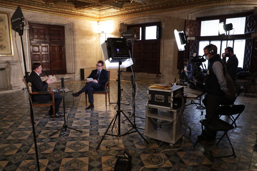 Entrevista al president de la Generalitat, Ximo Puig, en la Cadena SER este viernes 25 de diciembre. Entrevista al president de la Generalitat, Ximo Puig, en la Cadena SER este viernes 25 de diciembre.