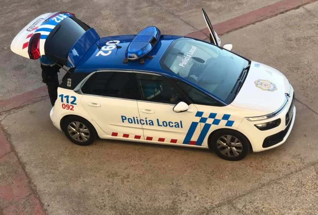 La Policía Local ha tenido que intervenir en varios locales que incumplían las medidas covid La Policía Local ha tenido que intervenir en varios locales que incumplían las medidas covid