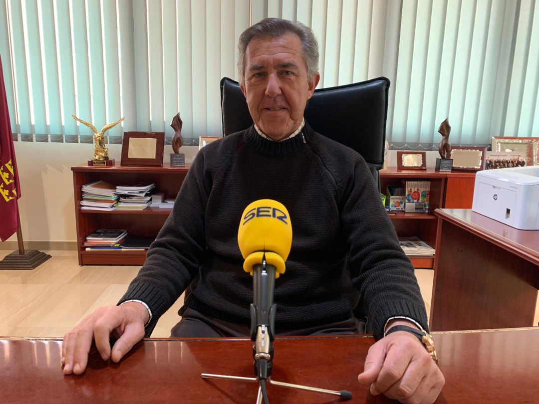 José Miguel Monje Carrillo atiende a la Cadena SER José Miguel Monje Carrillo atiende a la Cadena SER