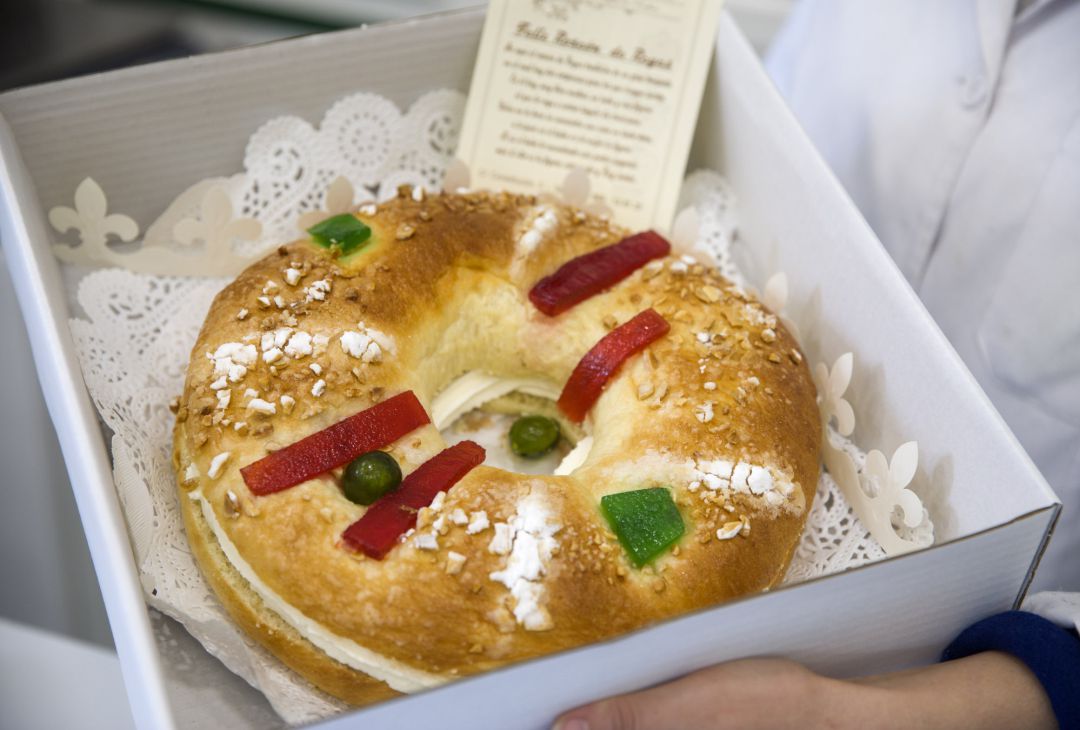 Imágenes de recurso de Roscón de Reyes. Imágenes de recurso de Roscón de Reyes.