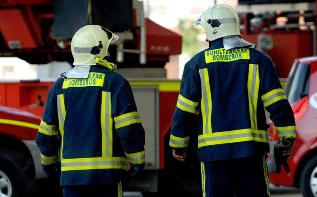Nueva OPE de Bomberos en Álava: se ofertarán 16 plazas Nueva OPE de Bomberos en Álava: se ofertarán 16 plazas