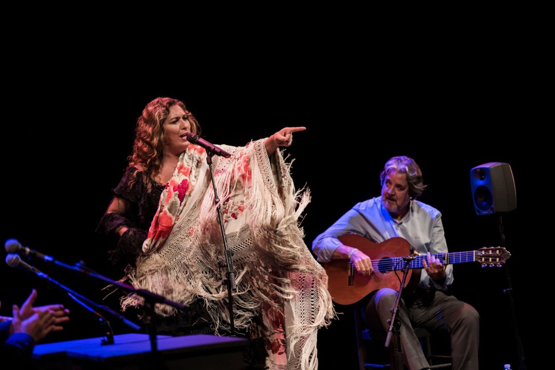 Estrella Morente y Rafael Riqueni en el espectáculo de cierre de la edición 2020 de la Bienal de Flamenco Estrella Morente y Rafael Riqueni en el espectáculo de cierre de la edición 2020 de la Bienal de Flamenco