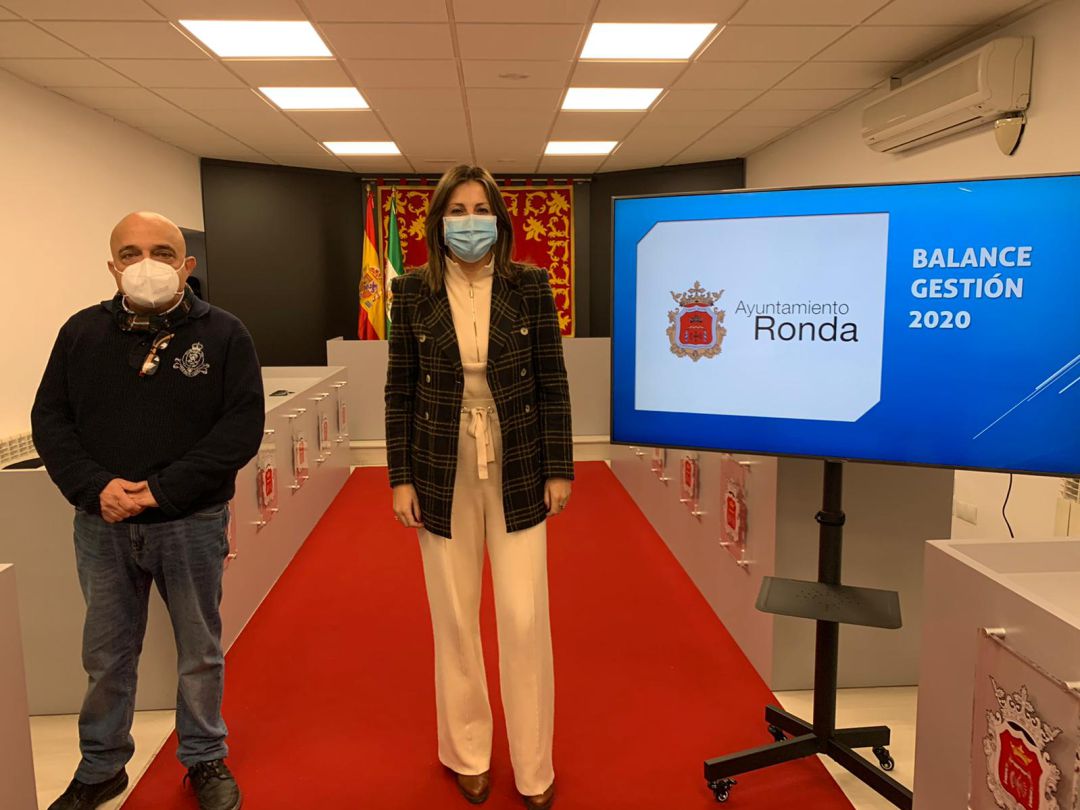 La alcaldesa Mari Paz Fernández hace balance del año La alcaldesa Mari Paz Fernández hace balance del año
