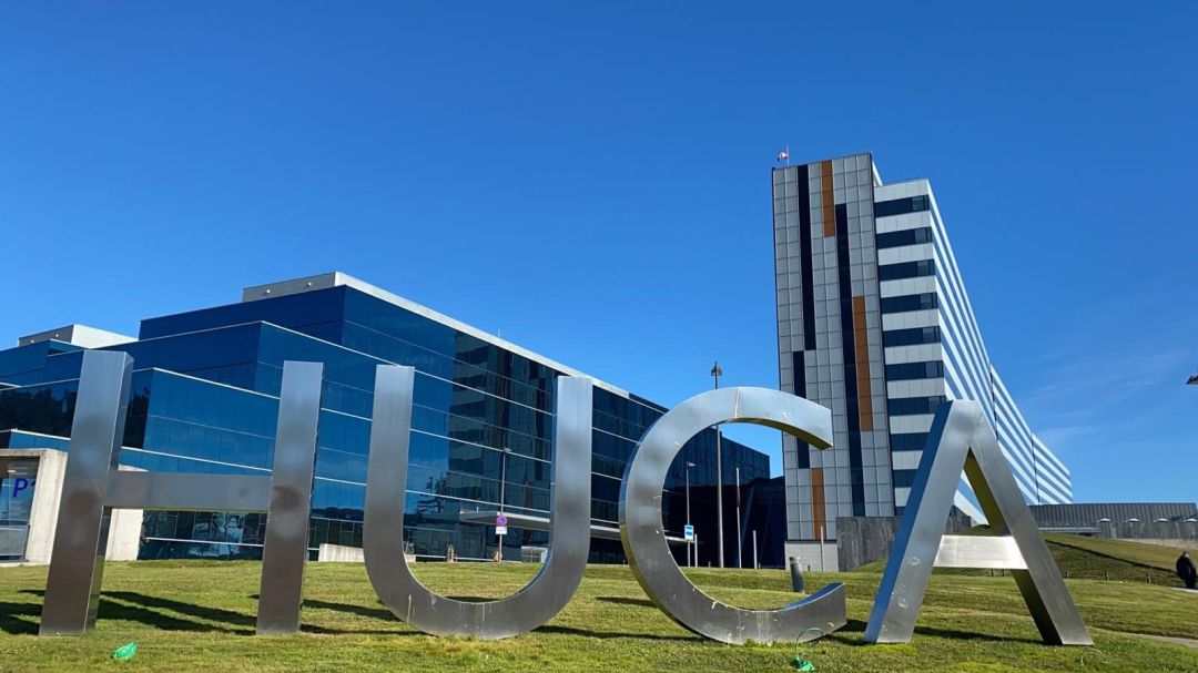 Hospital Central Universitario de Asturias (HUCA) donde ha fallecido el menor este viernes por la mañana. Hospital Central Universitario de Asturias (HUCA) donde ha fallecido el menor este viernes por la mañana.