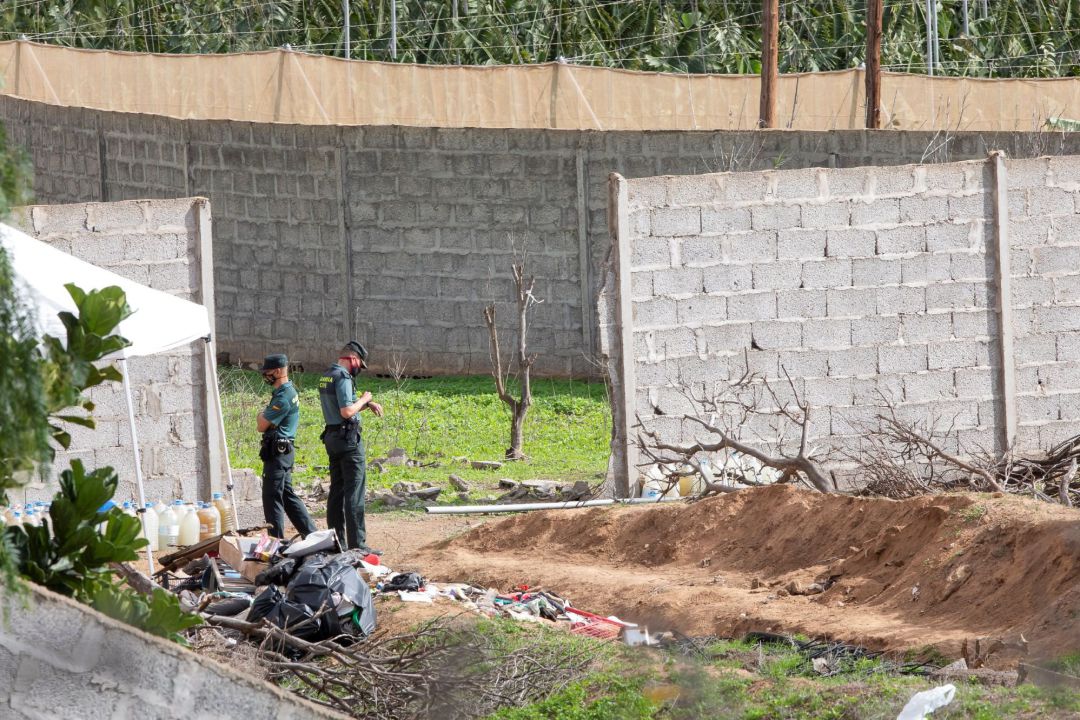 Terrenos en Las Rojas, Galdar, donde la Guardia Civil busca el cuerpo de una mujer, que podría haber sido víctima de un crimen machista. Terrenos en Las Rojas, Galdar, donde la Guardia Civil busca el cuerpo de una mujer, que podría haber sido víctima de un crimen machista.