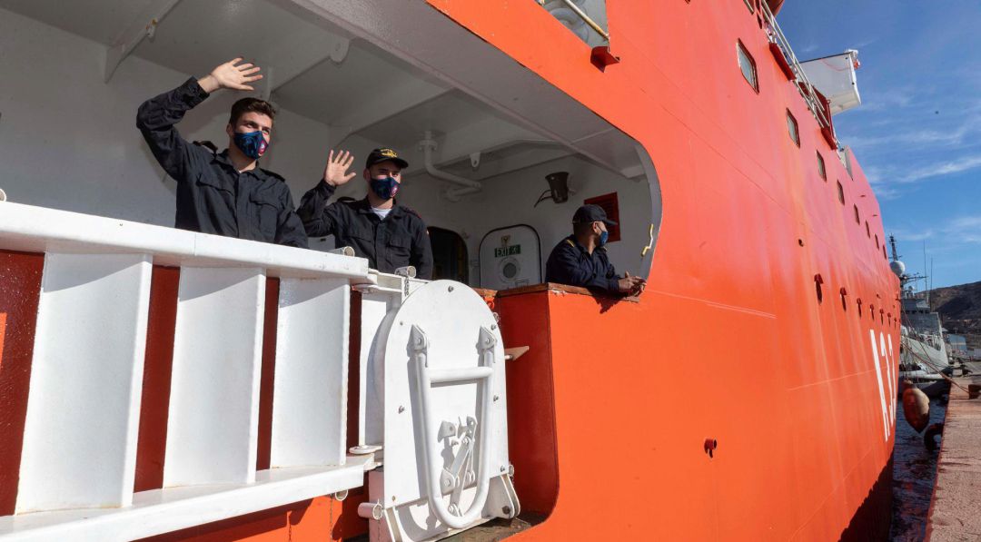 El buque de investigación oceanográfica Hespérides partía el miércoles 30 de diciembre hacia su vigésima sexta campaña antártica El buque de investigación oceanográfica Hespérides partía el miércoles 30 de diciembre hacia su vigésima sexta campaña antártica