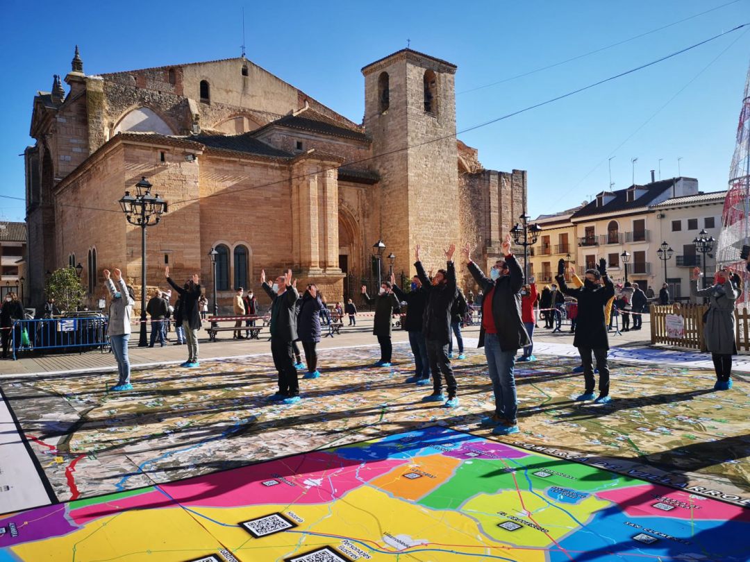 Presentación del mapa interactivo en la Plaza Ramón y Cajal Presentación del mapa interactivo en la Plaza Ramón y Cajal