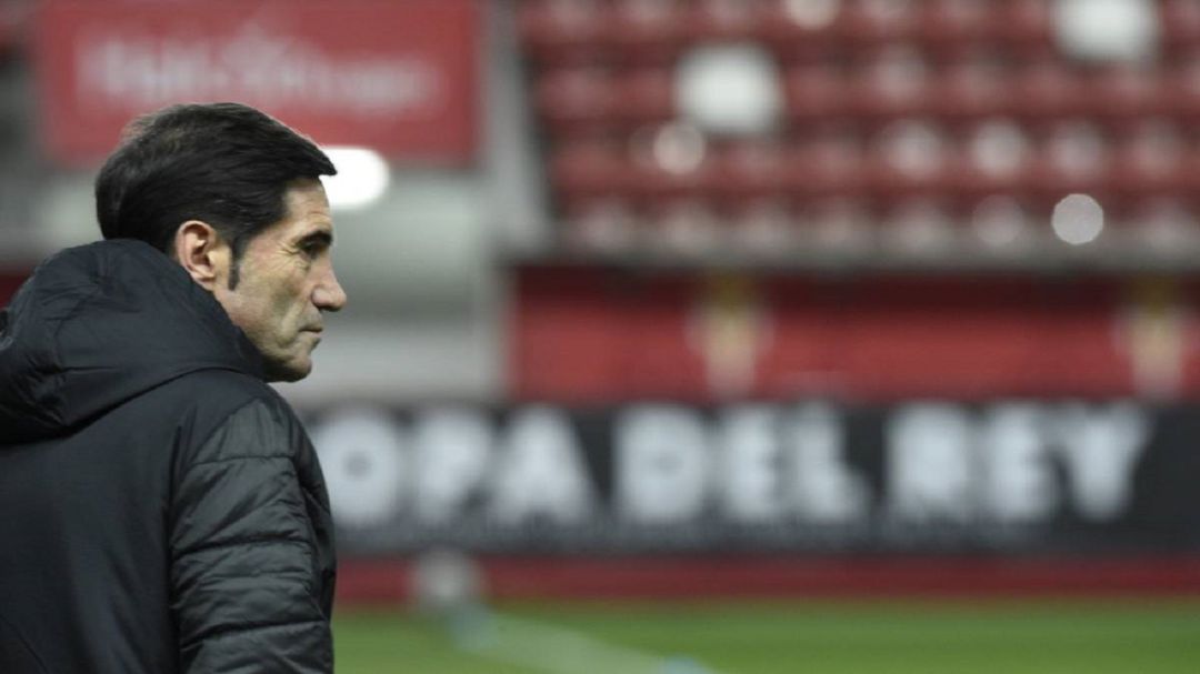Marcelino dirigirá su primer entrenamiento en Lezama esta tarde
Marcelino dirigirá su primer entrenamiento en Lezama esta tarde