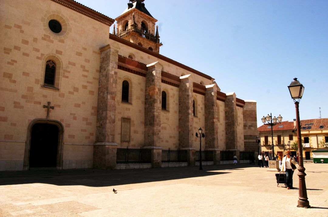 Plaza de los Santos Niños de Alcalá de Henares. Plaza de los Santos Niños de Alcalá de Henares.