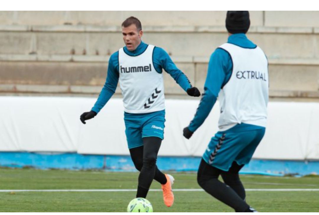 Ortuño, durante un entrenamiento del Albacete Ortuño, durante un entrenamiento del Albacete