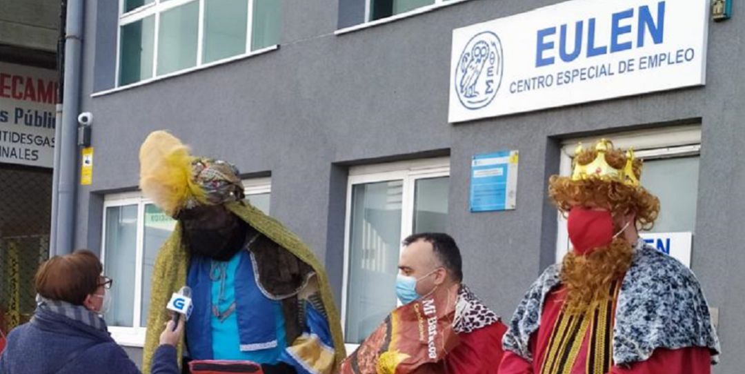 Performance de los trabajadores de EULEN Performance de los trabajadores de EULEN