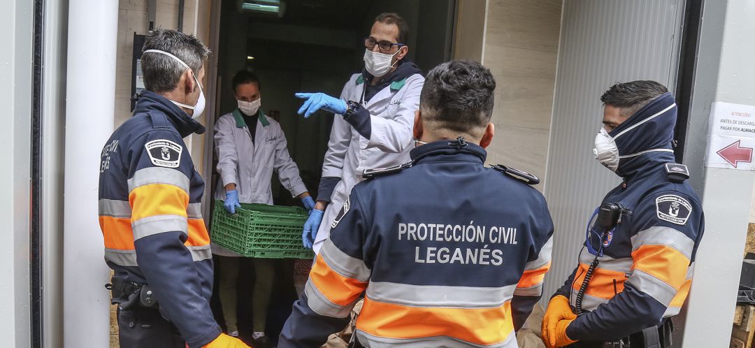 Imagen de una acción del servicio de Protección Civil durante esta pandemia. Imagen de una acción del servicio de Protección Civil durante esta pandemia.