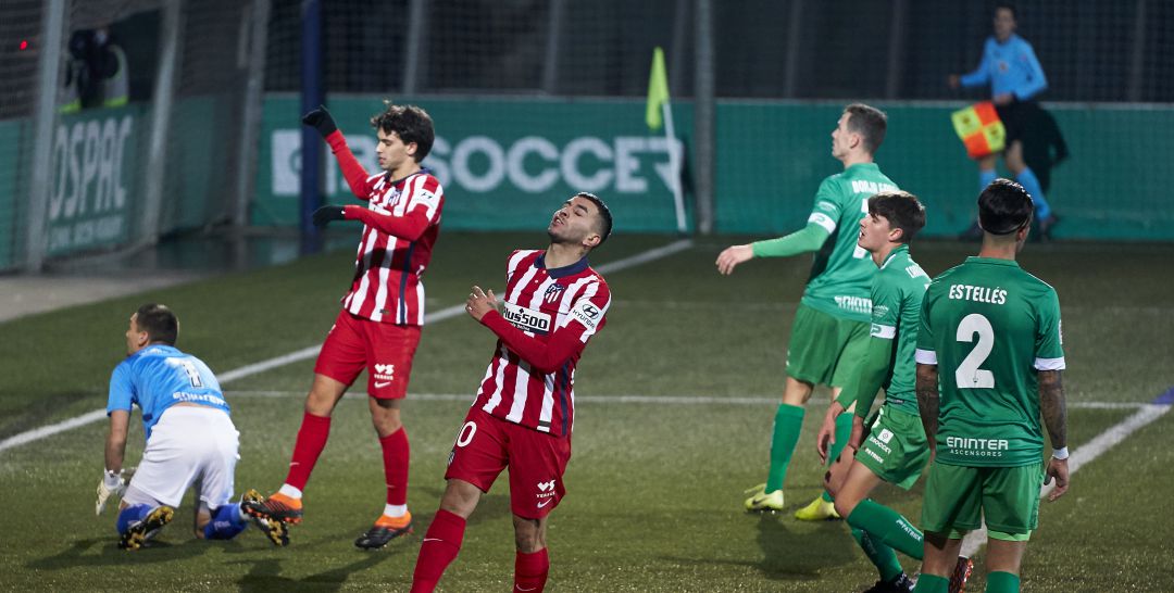 Correa y Joao Félix se desesperan tras una ocasión fallada Correa y Joao Félix se desesperan tras una ocasión fallada