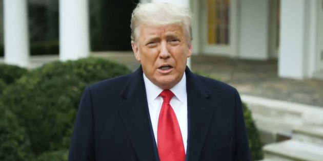 Donald Trump ha publicado un vídeo en Twitter pidiendo a los manifestantes que se vayan a casa. Donald Trump ha publicado un vídeo en Twitter pidiendo a los manifestantes que se vayan a casa.